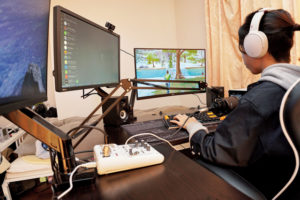 趣味のゲームで月14万円も稼ぐ高校生に聞く。「スマホ1台でできる仕事です」  [愛の戦士★]